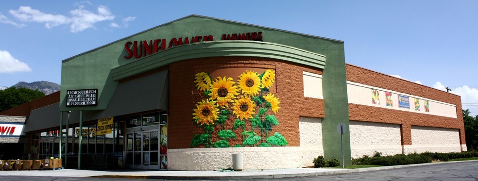 556-592 E University Pky, Orem, UT à louer - Photo du bâtiment - Image 1 de 16