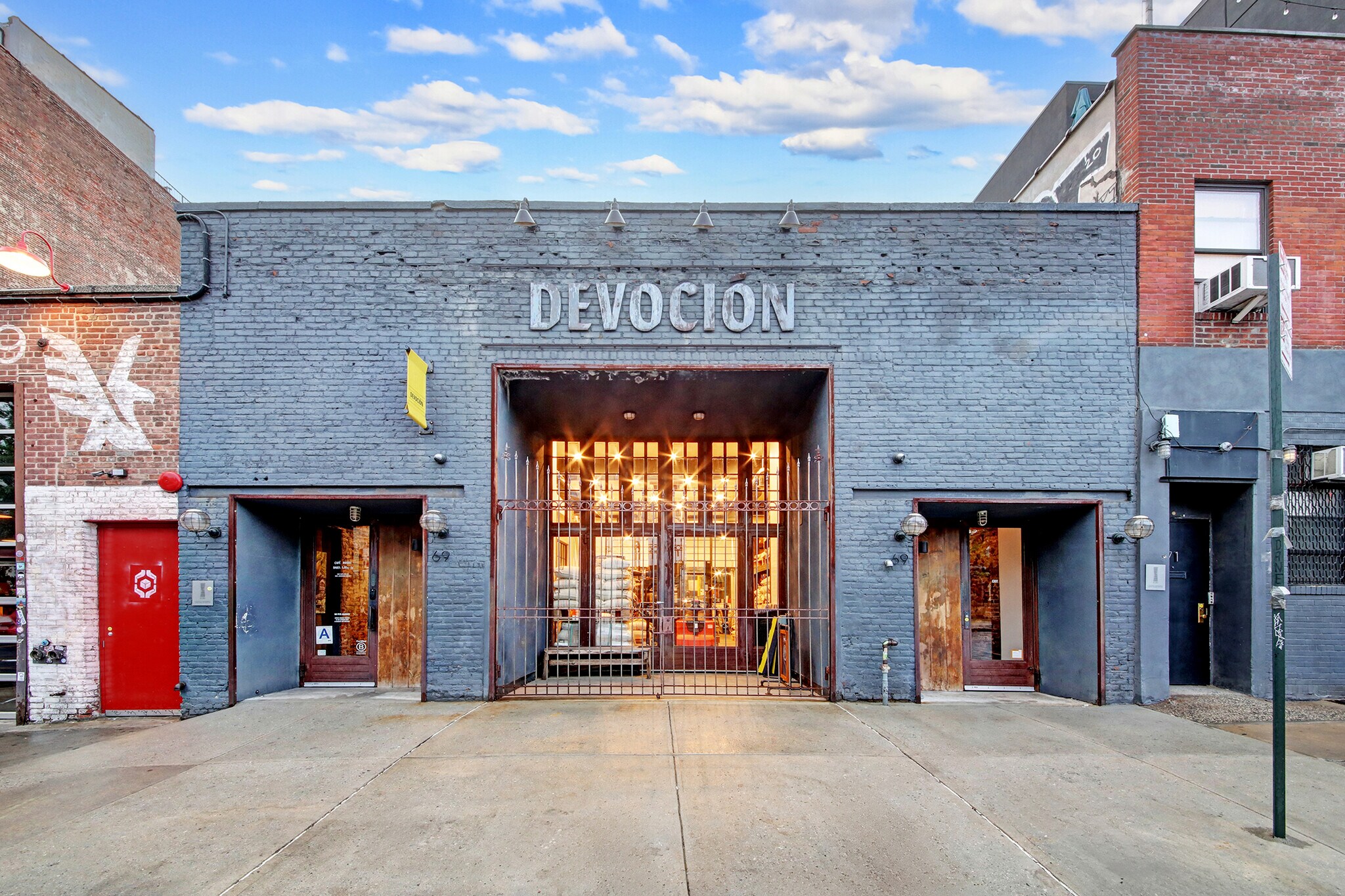 69 Grand St, Brooklyn, NY for lease Building Photo- Image 1 of 29