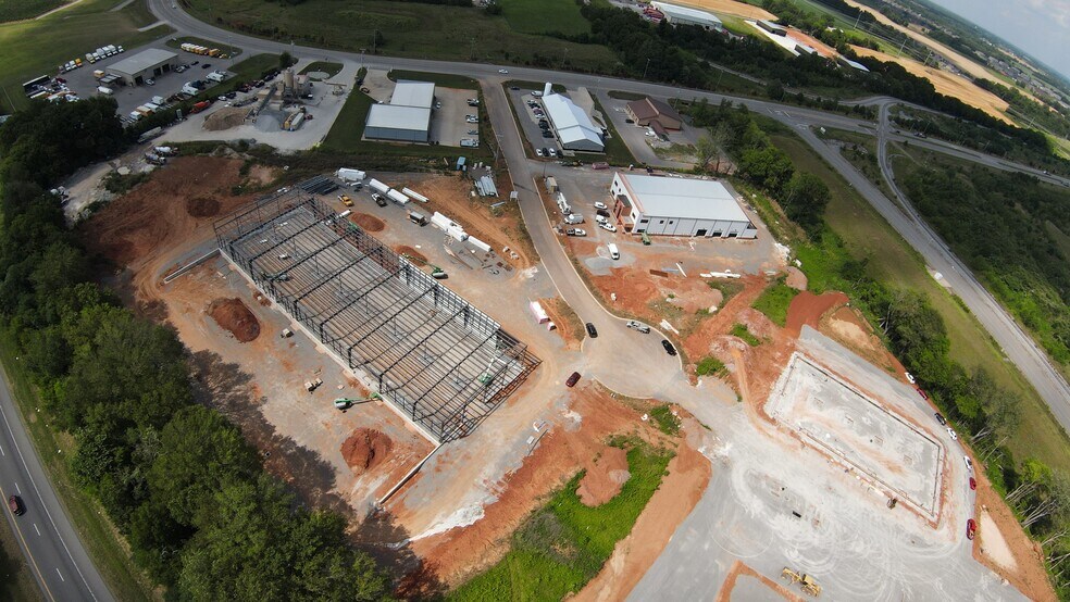 111 Kapsia Way, Clarksville, TN à vendre - Photo du bâtiment - Image 3 de 21