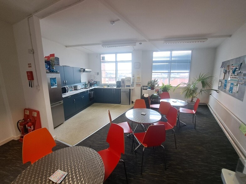 28-30 Pickford St, Birmingham for lease - Interior Photo - Image 3 of 16