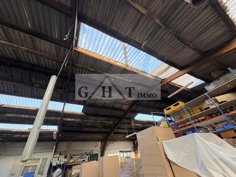 Office in Vaux-le-Pénil for lease - Interior Photo - Image 3 of 7