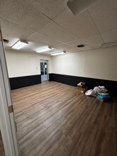 537 Ritchie Hwy, Severna Park, MD à louer Photo intérieure- Image 1 de 7