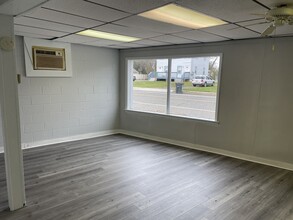 2 S West Blvd, Newfield, NJ for lease Interior Photo- Image 2 of 15