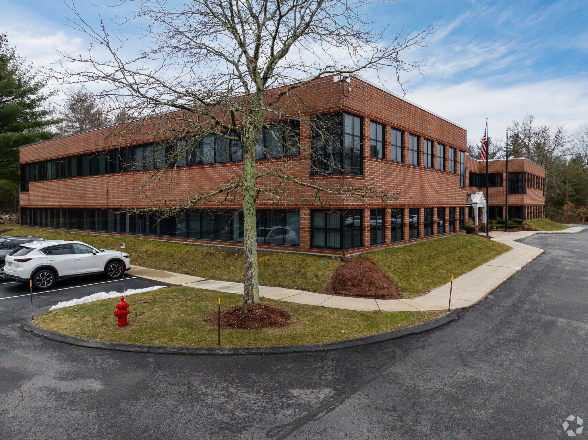 100 Potash Hill Rd, Tyngsborough, MA for lease Primary Photo- Image 1 of 8