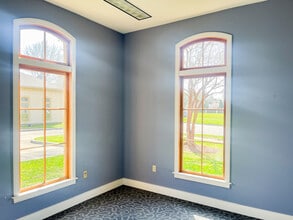 5015 Bluebonnet Blvd, Baton Rouge, LA for lease Interior Photo- Image 2 of 6