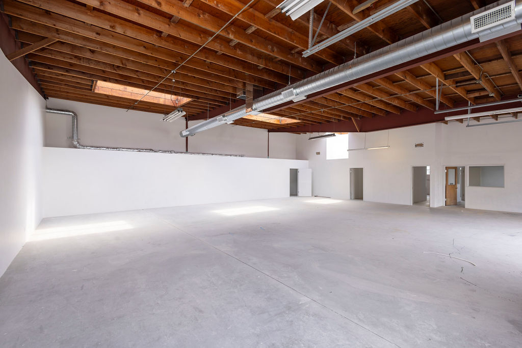 4625 W Washington Blvd, Los Angeles, CA for lease Interior Photo- Image 1 of 18