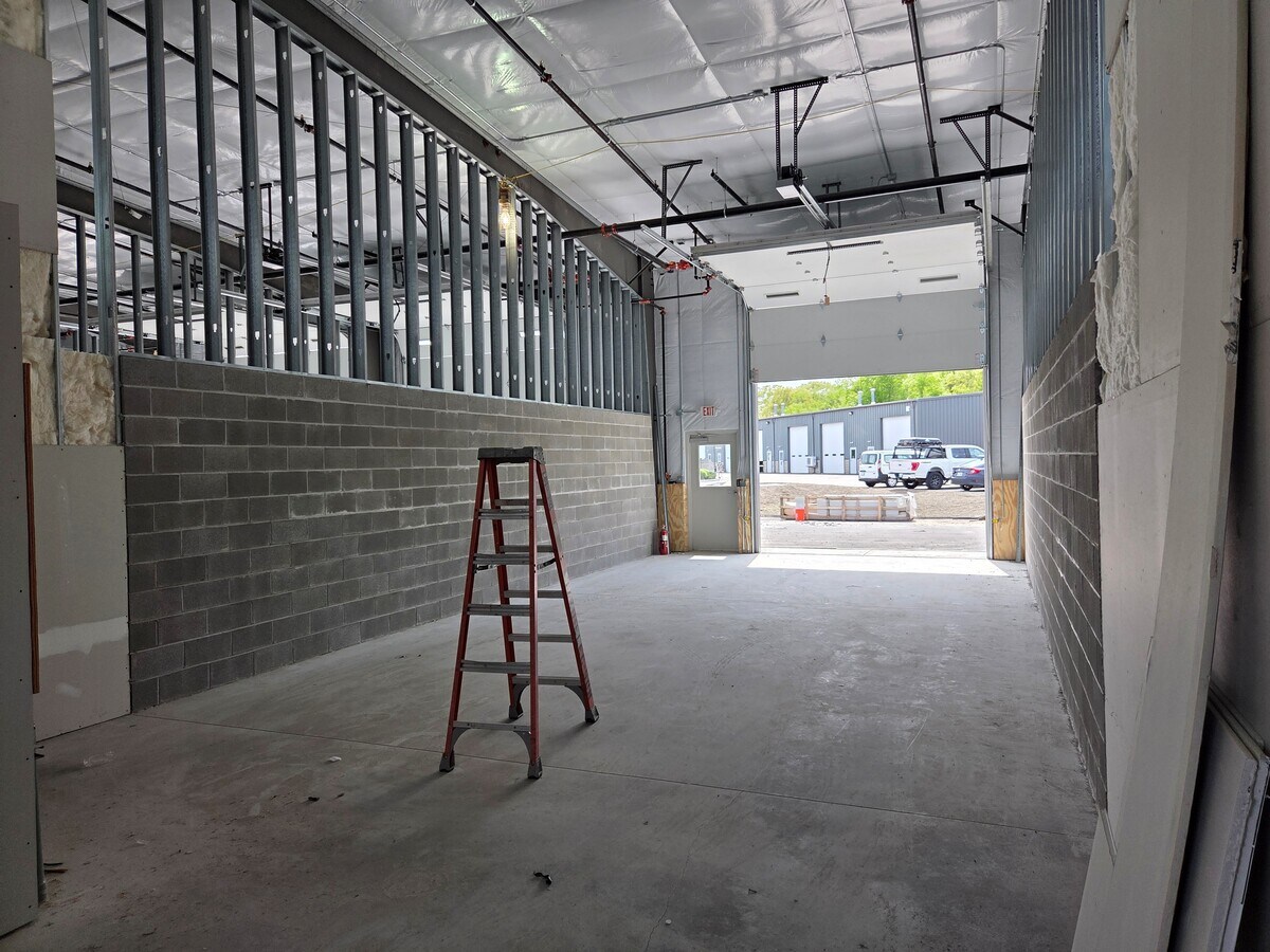 335 Compass Cir, North Kingstown, RI 02852 - Unité 33 -  - Photo intérieure - Image 1 of 2