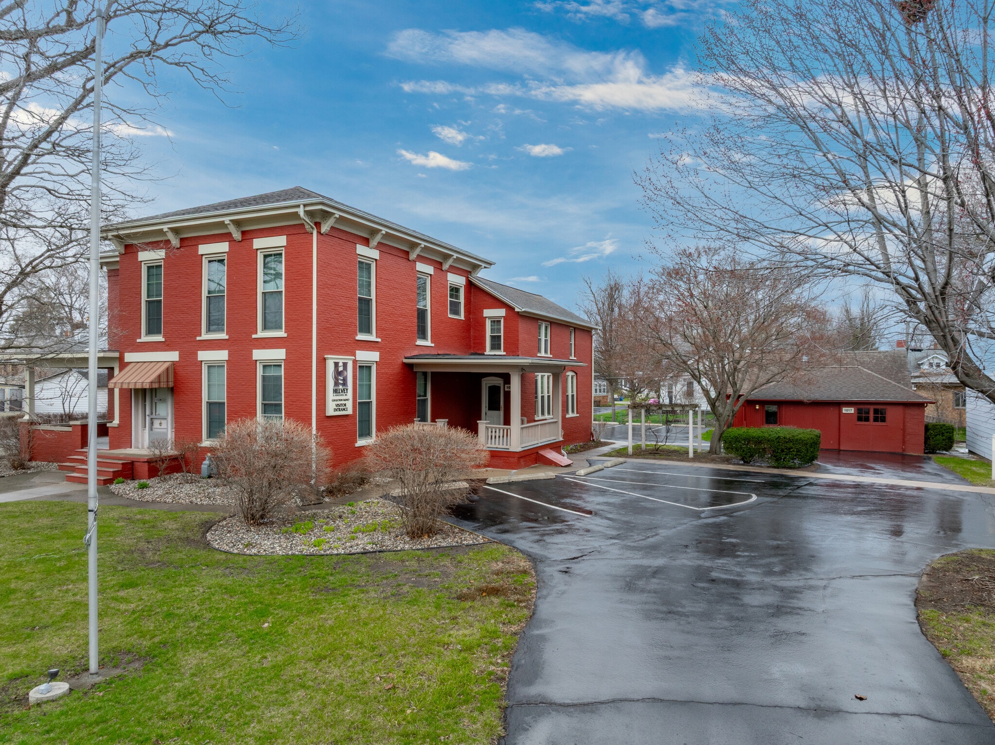 1015 E Center St, Warsaw, IN for sale Primary Photo- Image 1 of 22