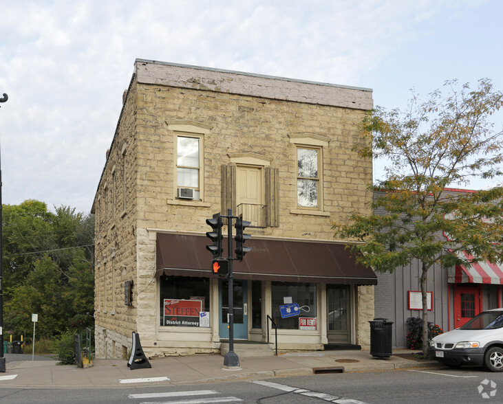 201 S Cascade St, Osceola, WI for sale - Primary Photo - Image 1 of 1