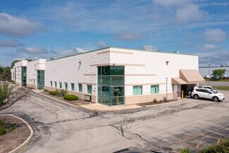 Plus de détails pour 11214-11250 W Lapham St, West Allis, WI - Local d'activités à louer