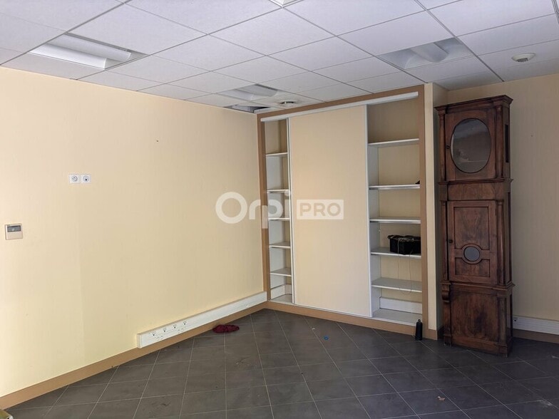 Bureau dans Avignon à vendre - Photo intérieure - Image 1 de 4