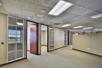 100 W Broadway, Glendale, CA for lease Interior Photo- Image 2 of 17