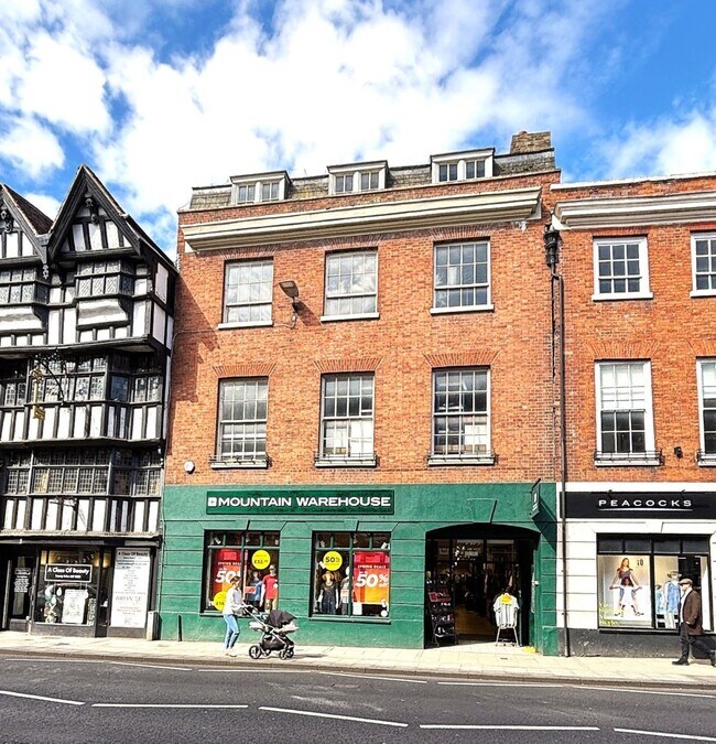 Plus de détails pour 10 High St, Tewkesbury - Commerce de détail à louer