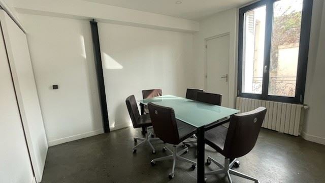 Bureau dans Saint-Denis à louer - Photo intérieure - Image 2 de 6