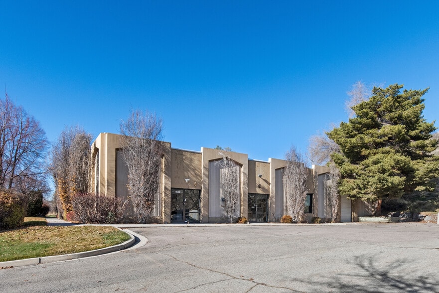 1682-1688 W 820 N, Provo, UT for lease - Building Photo - Image 2 of 19