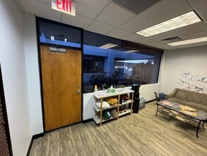 15230 N 75th St, Scottsdale, AZ for lease Interior Photo- Image 1 of 5