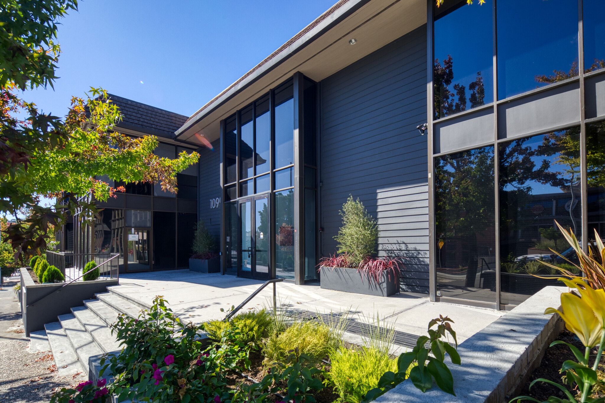 1099 D St, San Rafael, CA for sale Primary Photo- Image 1 of 10