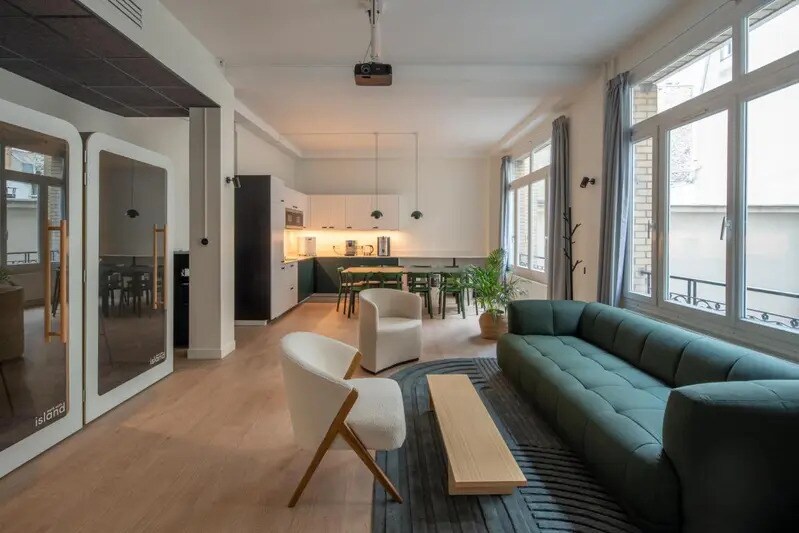 3 Rue De Liège, Paris for lease - Interior Photo - Image 2 of 12