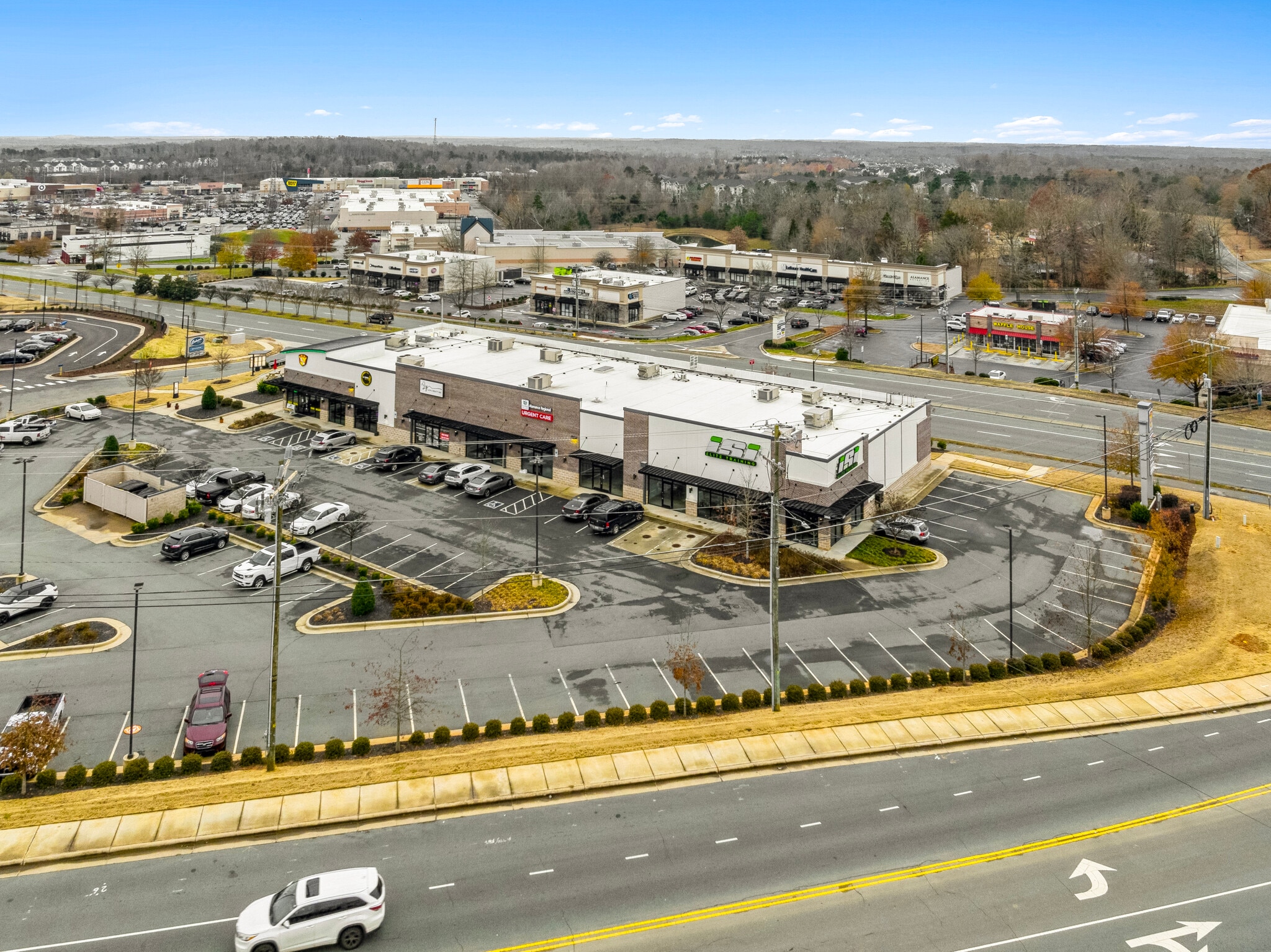 3866 Rural Retreat Rd, Burlington, NC for lease Primary Photo- Image 1 of 13