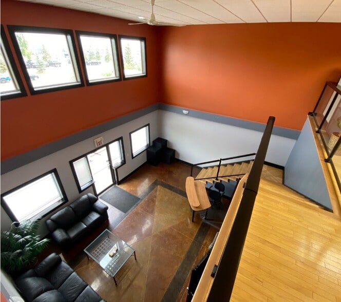12110 40th St SE, Calgary, AB for sale - Building Photo - Image 2 of 11