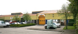 Plus de détails pour 23-25 Buckwins Sq, Basildon - Industriel à louer