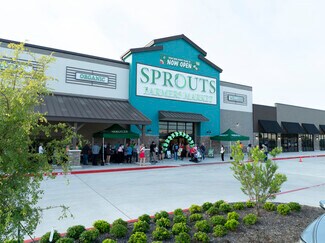 Plus de détails pour 1679 SW Wilshire Blvd, Burleson, TX - Commerce de détail à louer