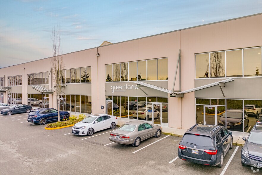 669 Ridley Pl, Delta, BC à louer - Photo du bâtiment - Image 3 de 6