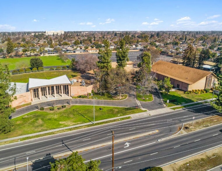 1284 E Bullard Ave, Fresno, CA for sale - Building Photo - Image 1 of 1