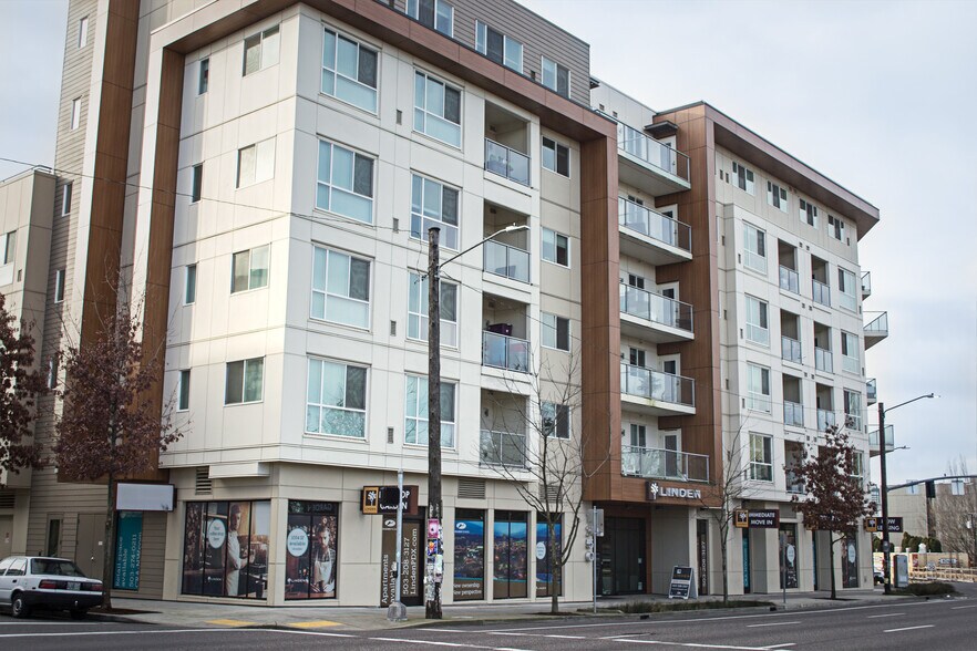 1250 E Burnside St, Portland, OR à louer - Photo du bâtiment - Image 3 de 7