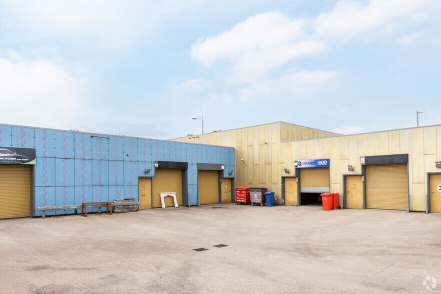 North Elgin Pl, Clydebank for lease - Building Photo - Image 3 of 3