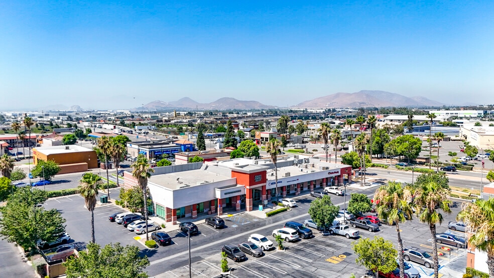 1627-1629 S Riverside Ave, Rialto, CA for sale - Building Photo - Image 2 of 9