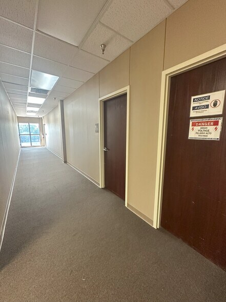 7202 Slide Rd, Lubbock, TX à vendre - Photo du bâtiment - Image 2 de 17