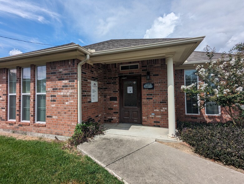 6870 Phelan Blvd, Beaumont, TX à vendre - Photo du b timent - Image 2 de 25