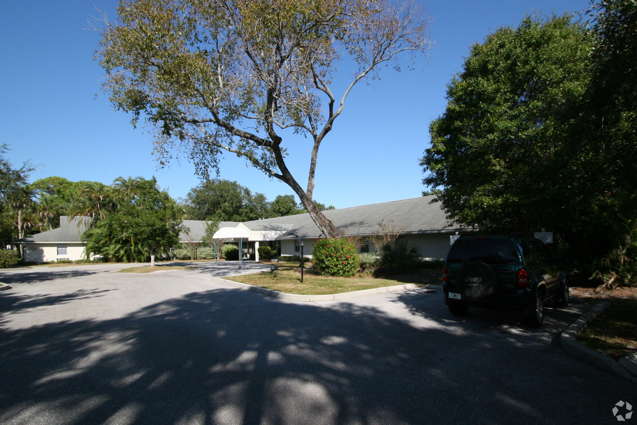 5325 26th St W, Bradenton, FL for sale Primary Photo- Image 1 of 4