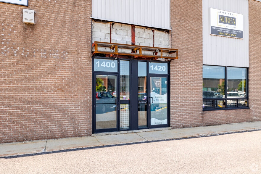 1400-1494 Rue Bégin, Montréal, QC à louer - Photo du bâtiment - Image 3 de 4