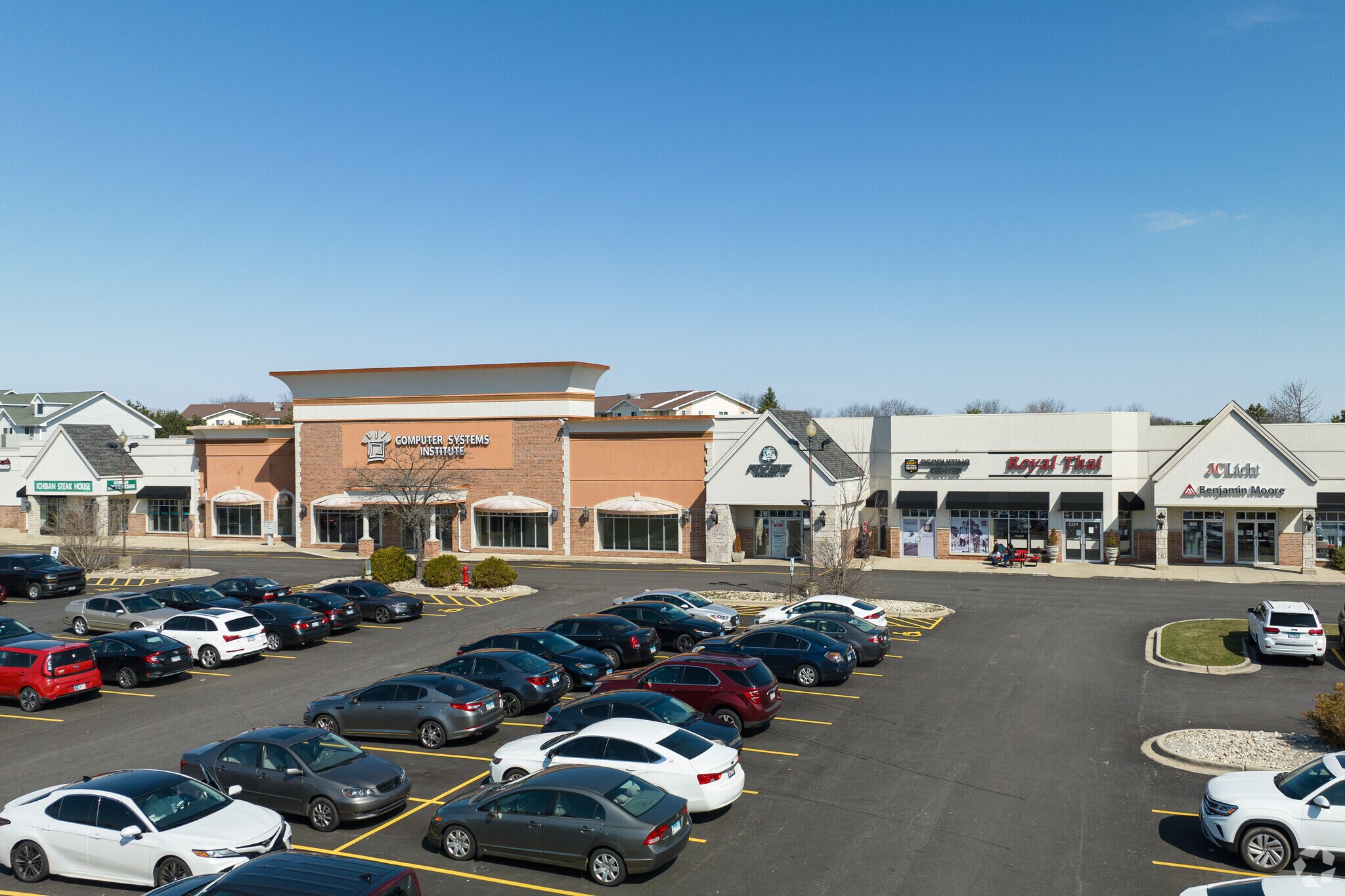 5320-5340 Grand Ave, Gurnee, IL à louer Photo du bâtiment- Image 1 de 33