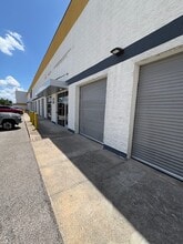 7075 Fm 1960 Rd W, Houston, TX for lease Building Photo- Image 2 of 6