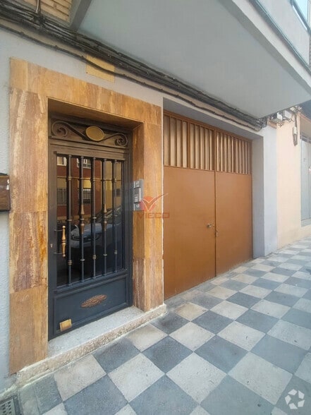 Commerce de détail dans Cuenca, Cuenca à louer - Photo intérieure - Image 1 de 1