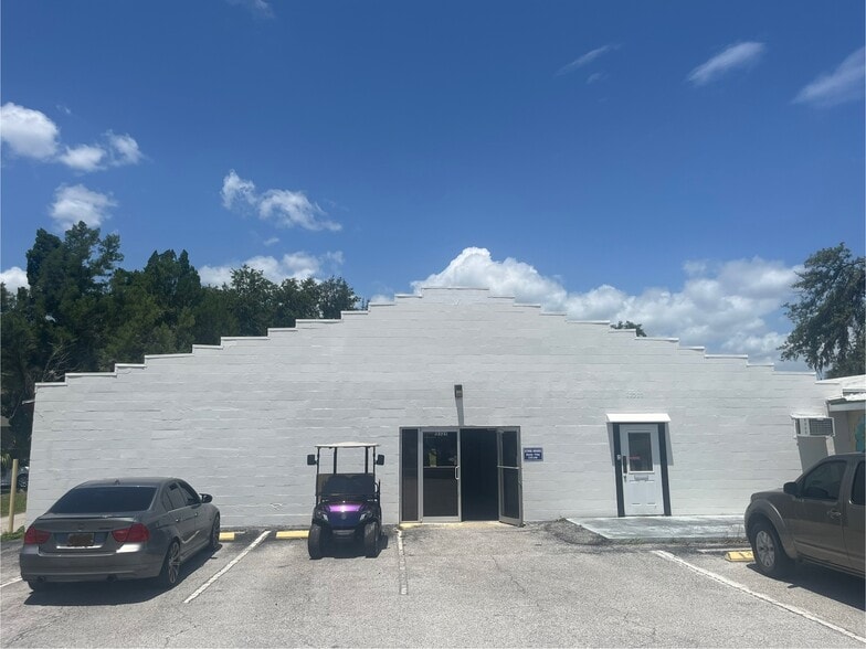 12325-12329 US Highway 301, Dade City, FL for lease - Building Photo - Image 1 of 3