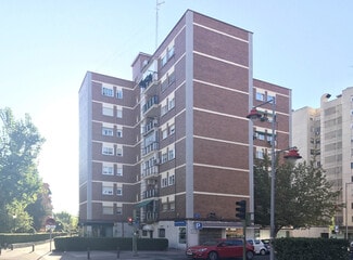 More details for Calle Camino de Leganés, 42, Móstoles - Multifamily for Sale