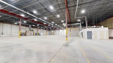 1810 S Lynhurst Dr, Indianapolis, IN for lease Matterport 3D Scan- Image 1 of 15