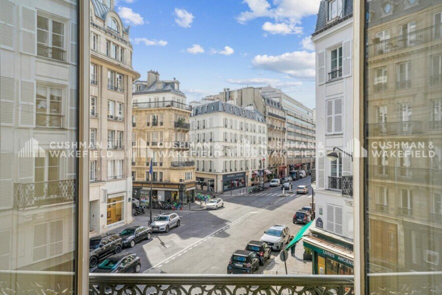 124 Rue Du Faubourg Saint-Honoré, Paris à vendre - Photo du bâtiment - Image 2 de 4