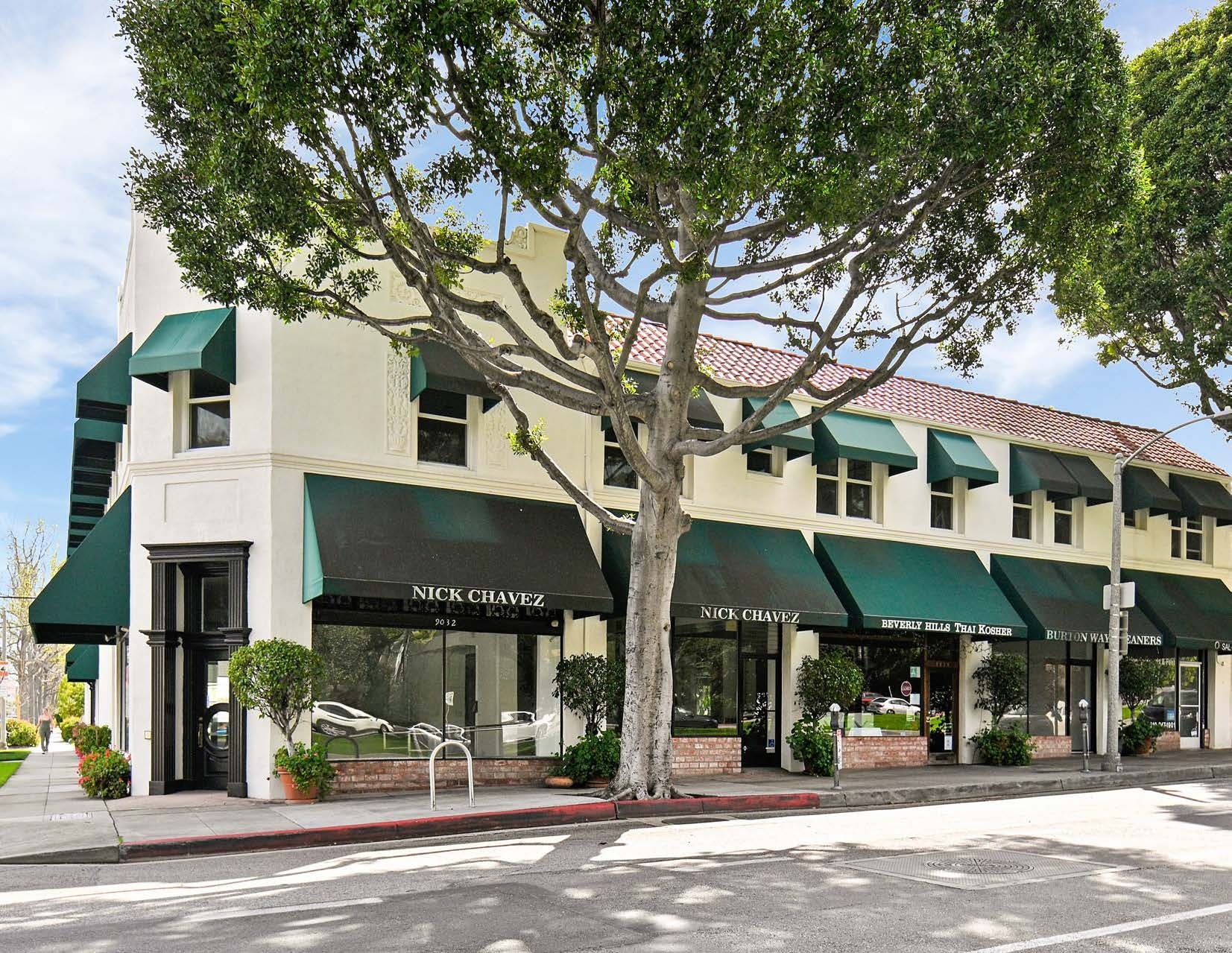 9032-9040 Burton Way, Beverly Hills, CA for lease Primary Photo- Image 1 of 6
