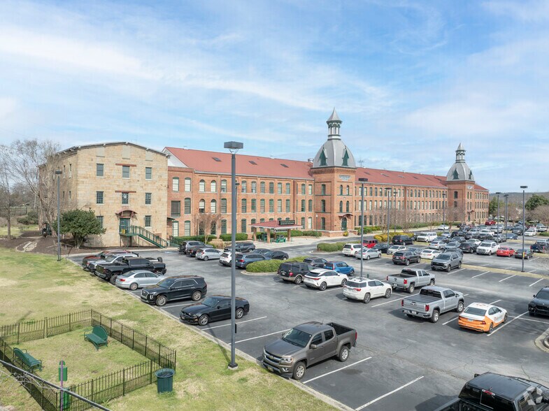 1450 Greene St, Augusta, GA à louer - Photo du bâtiment - Image 1 de 42