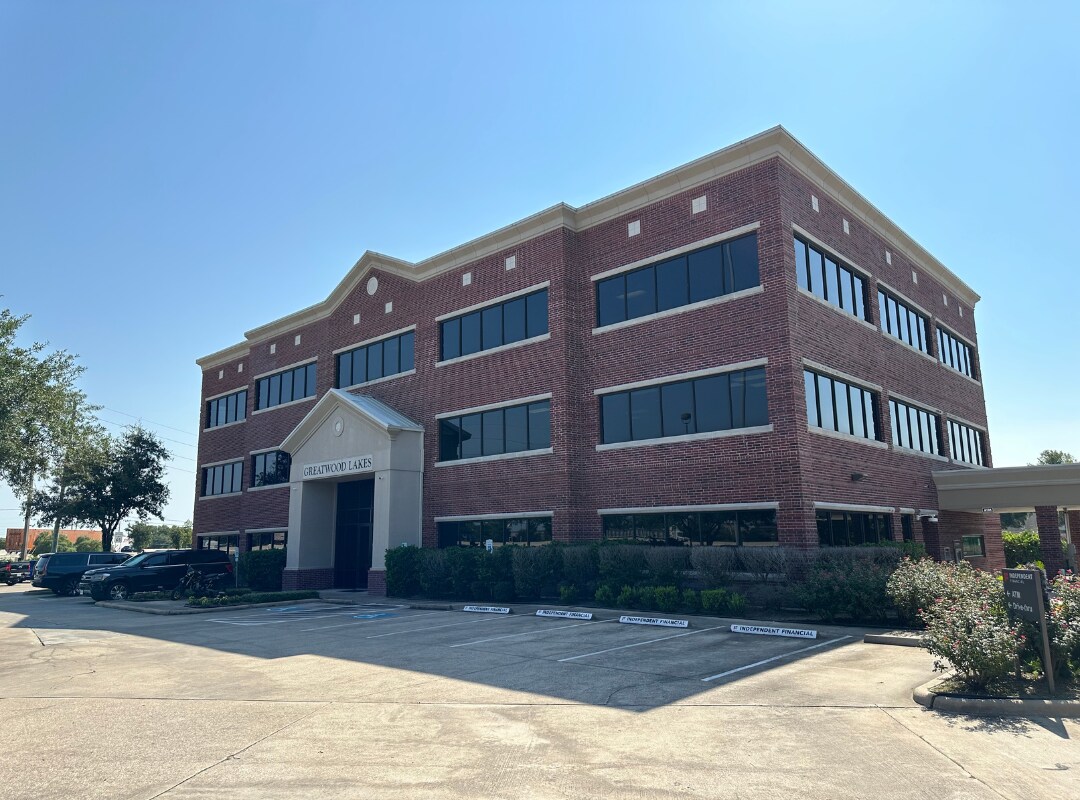 19855 Southwest Fwy, Sugar Land, TX for lease Building Photo- Image 1 of 18