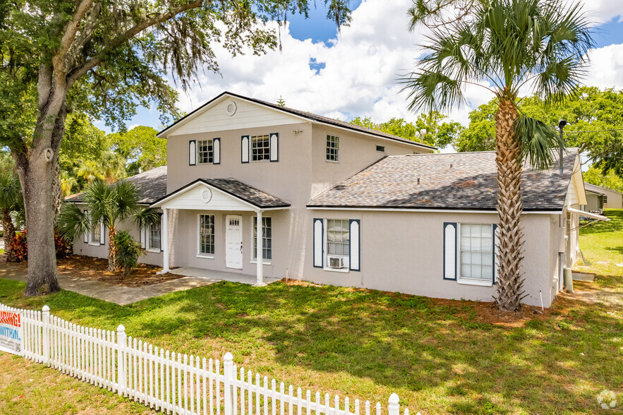 5911 Pine Hill Rd, Port Richey, FL à vendre - Photo principale - Image 1 de 1