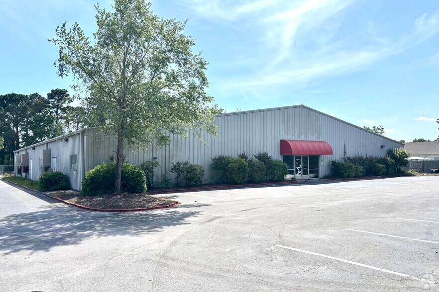 6644 Gordon Rd, Wilmington, NC for lease - Building Photo - Image 2 of 2