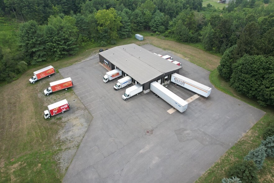 Upstate New York Industrial portfolio of 3 properties for sale on LoopNet.ca - Building Photo - Image 2 of 8