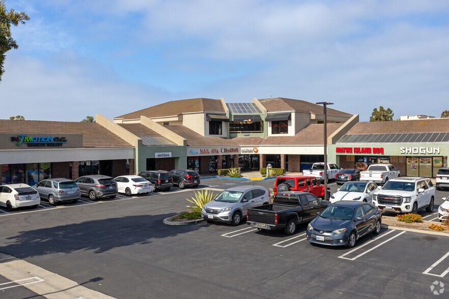 16561 Bolsa Chica St, Huntington Beach, CA for lease - Building Photo - Image 1 of 5