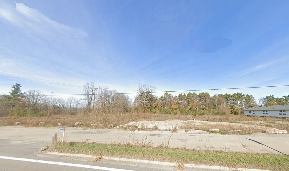 17562 ON-7 Hwy, Perth, ON à vendre - Photo du bâtiment - Image 1 de 2